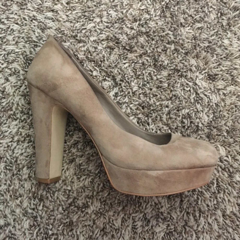 Cute tan heels